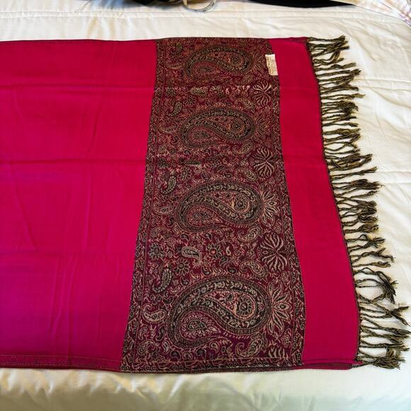Pashmina Women's Wrap Shawl Scarf 70% Pashmina 30% Silk Magenta Paisley - Picture 3 of 11